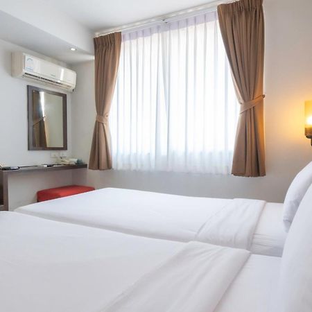 Pas Cher Hotel de Bangkok Bagian luar foto